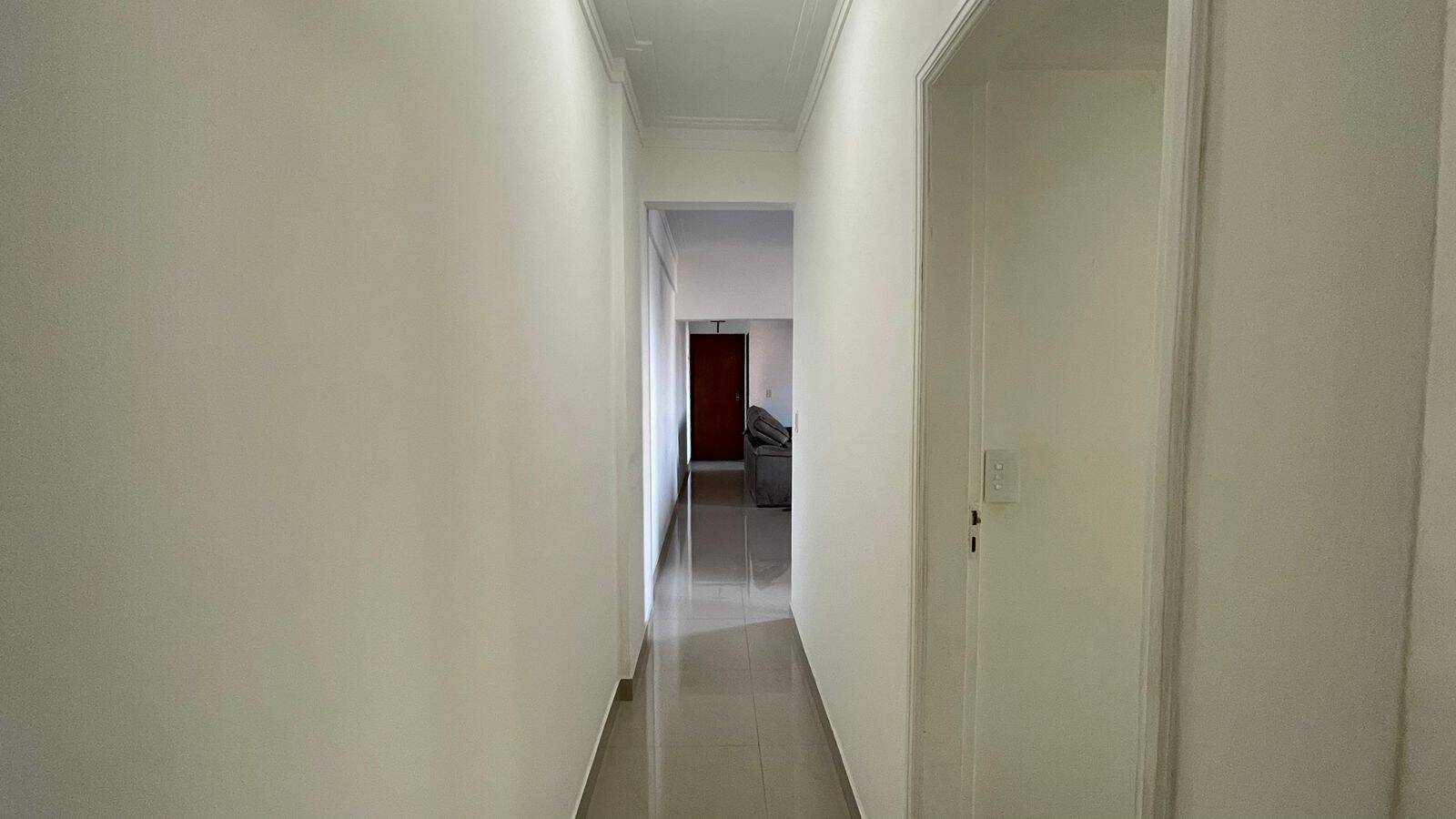 APARTAMENTO A VENDA 2 DORMITÓRIOS, 1 SUÍTE VAGA DE GARAGEM BAIRRO MARAPÉ