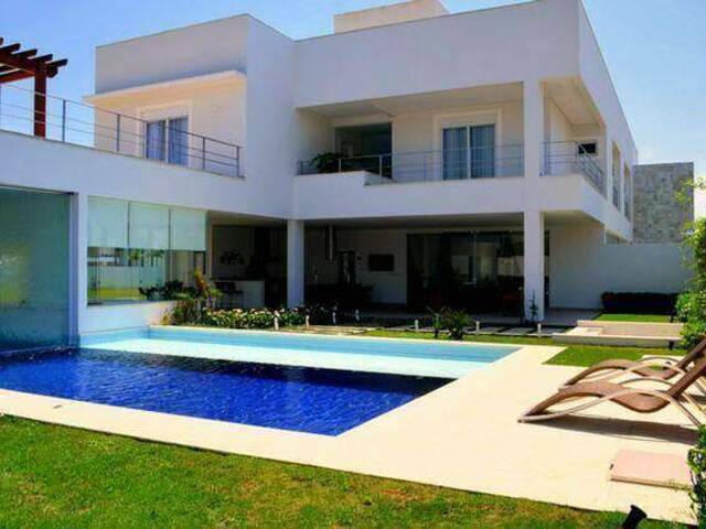 #11810 - Casa para Venda em Guarujá - SP