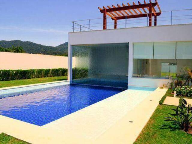 #11810 - Casa para Venda em Guarujá - SP