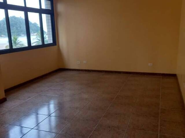Apartamento para Venda em Santos - 3