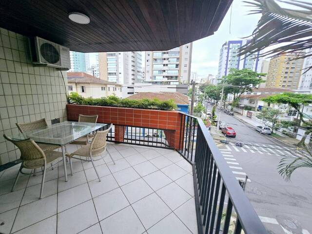 Apartamento para Venda em Santos - 2