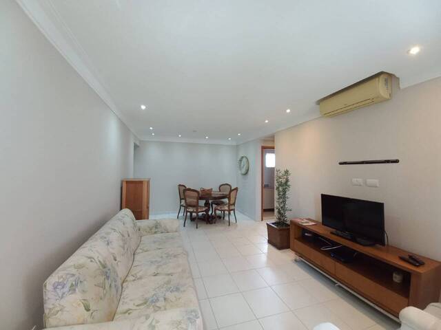 Apartamento para Venda em Santos - 2