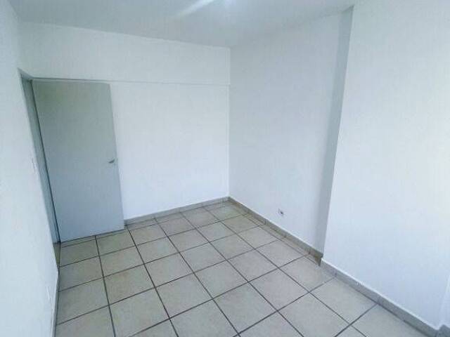 Apartamento para Venda em São Vicente - 3