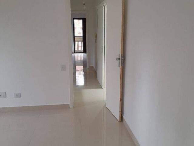 Apartamento para Venda em Santos - 3