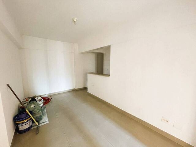 Apartamento para Venda em Santos - 3