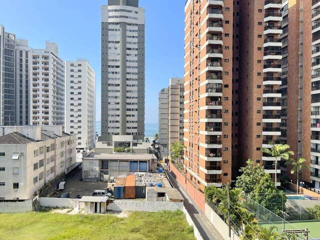 Apartamento para Venda em Guarujá - 5