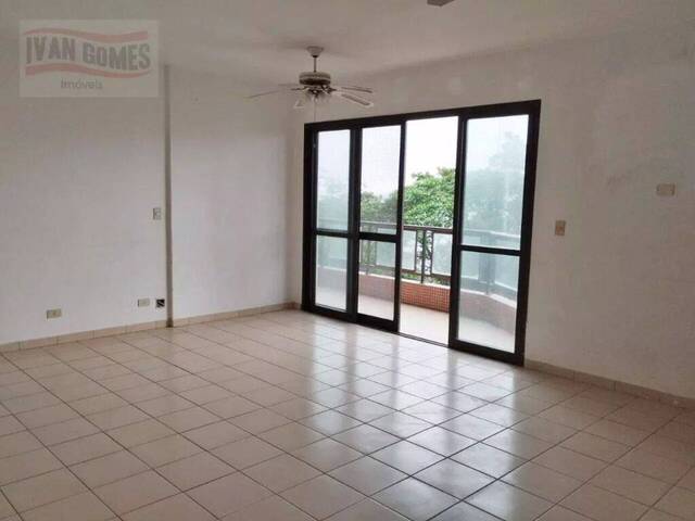 Apartamento para Venda em Guarujá - 4
