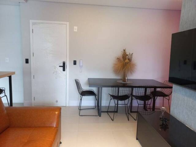 Apartamento para Venda em Santos - 3