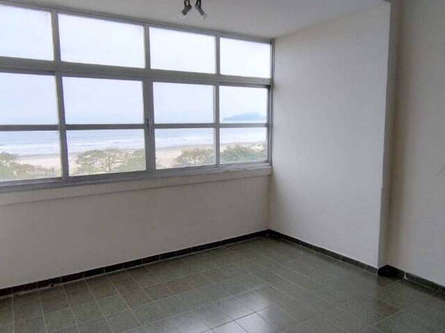 Apartamento para Venda em Santos - 5