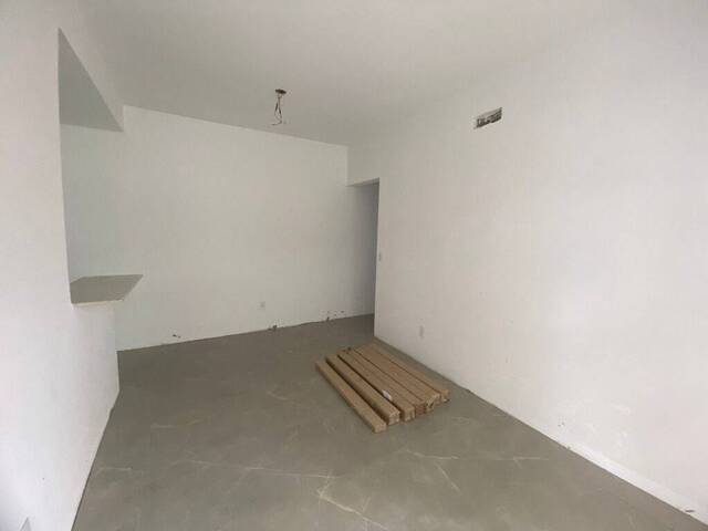 Apartamento para Venda em Santos - 4