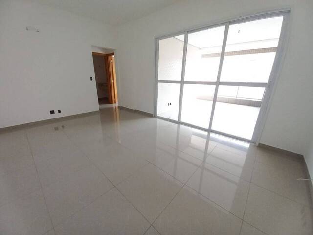 Apartamento para Venda em Santos - 2