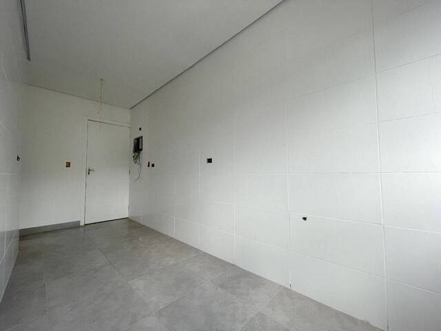 Apartamento para Venda em Santos - 4