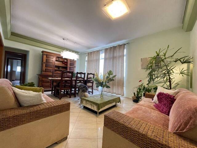 Apartamento para Venda em Santos - 2