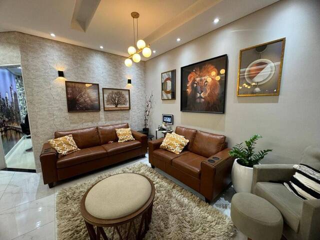 Casa para Venda em Santos - 2