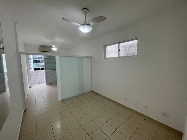 #15043 - Apartamento para Venda em Santos - SP