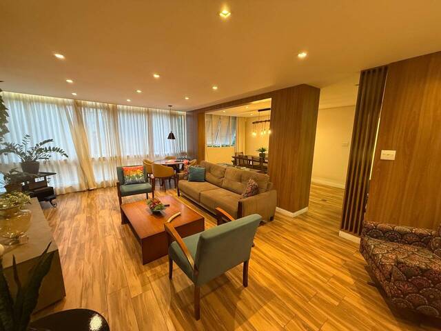 Apartamento para Venda em Santos - 2