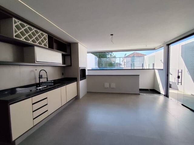 Sobrado para Venda em Santos - 4