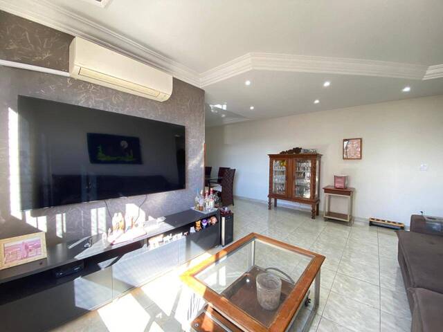 Apartamento para Venda em Santos - 2