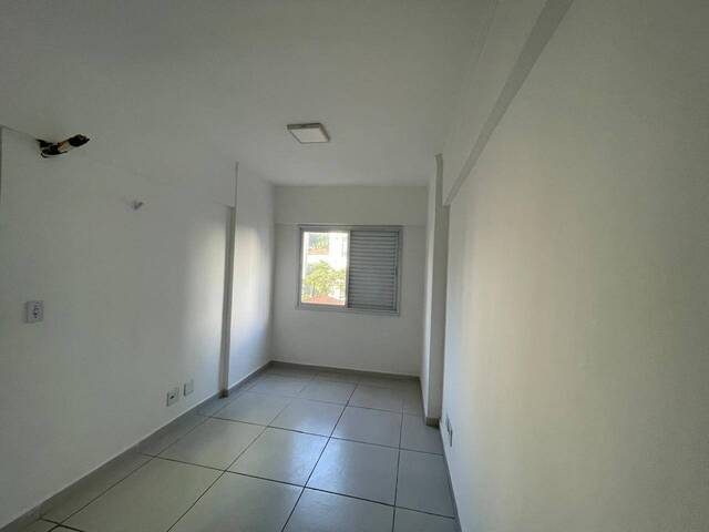 Apartamento para Venda em Santos - 4
