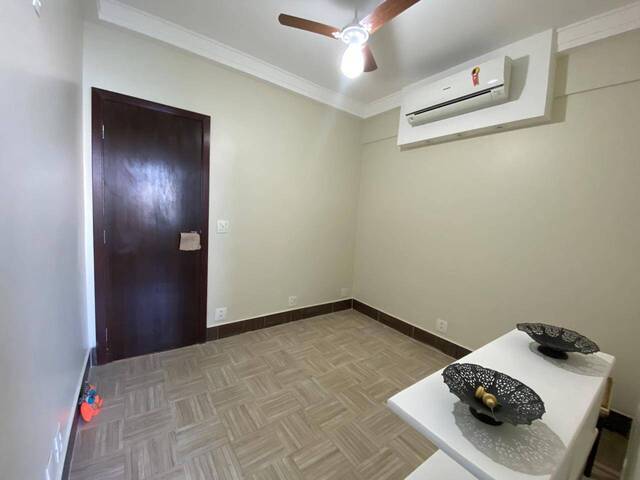 Apartamento para Venda em São Vicente - 2