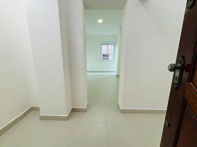 Apartamento para Venda em Santos - 4