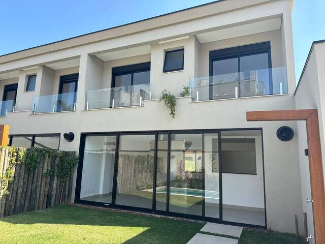 Casa para Venda em São Sebastião - 4