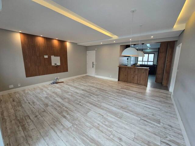 Apartamento para Venda em Santos - 4