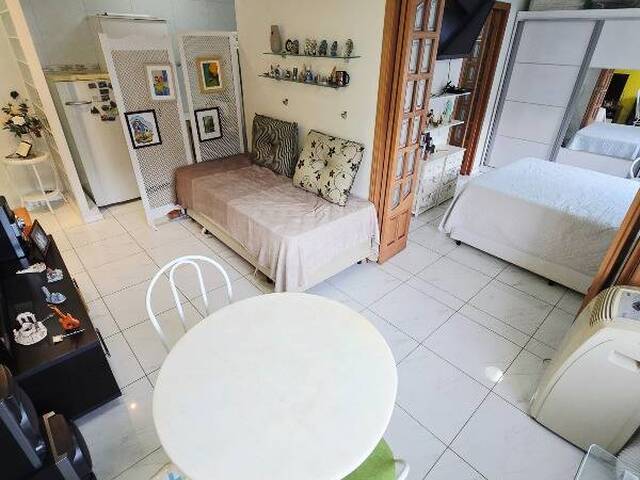 Apartamento para Venda em Santos - 2