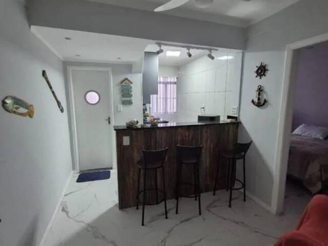 Apartamento para Venda em São Vicente - 2