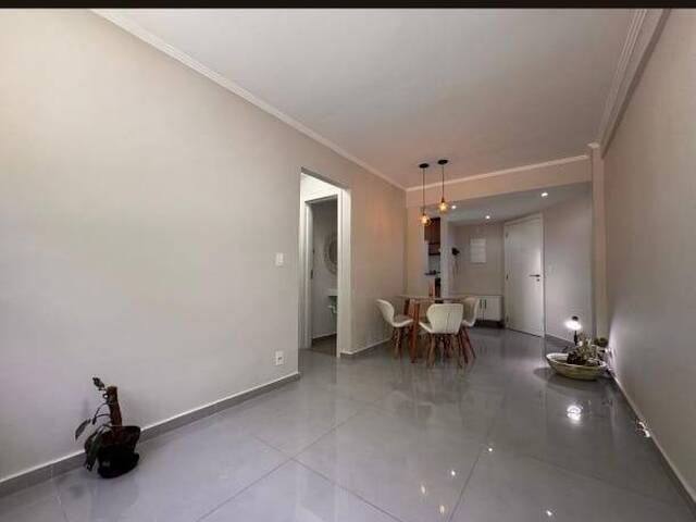 Apartamento para Venda em Santos - 4