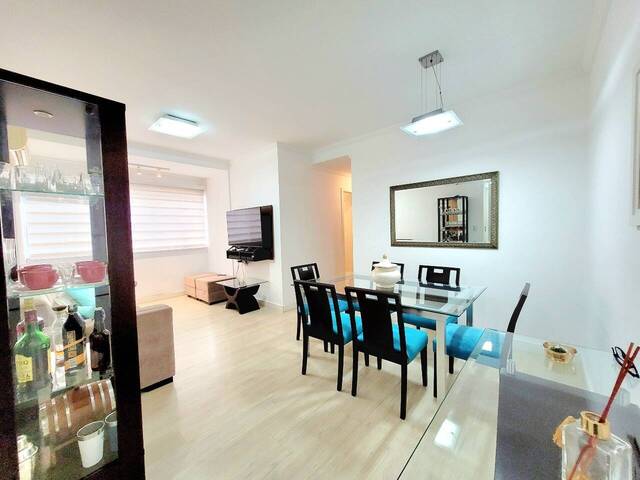 Apartamento para Venda em Santos - 2