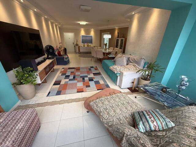 Apartamento para Venda em Santos - 2