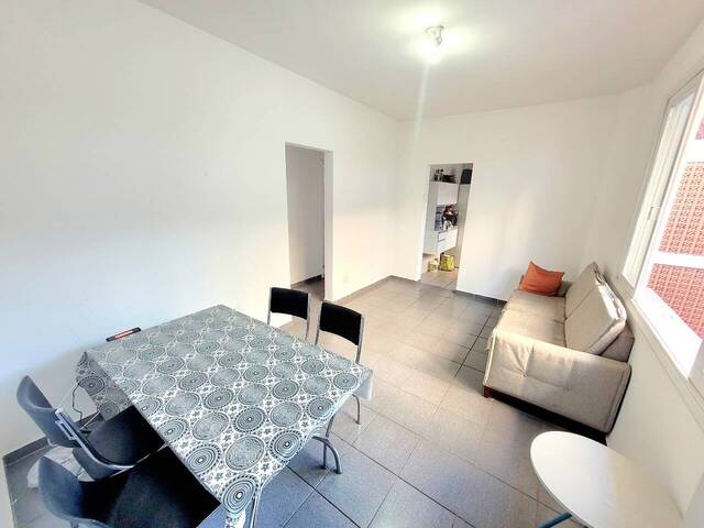 #15505 - Apartamento para Venda em Santos - SP