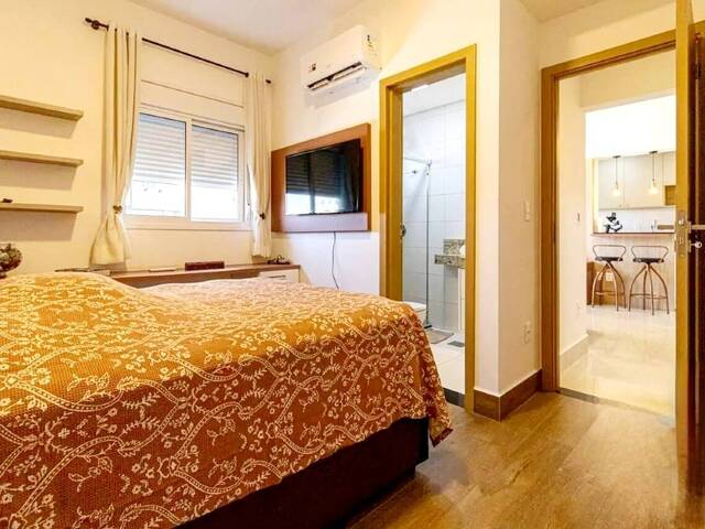 Apartamento para Venda em Santos - 5