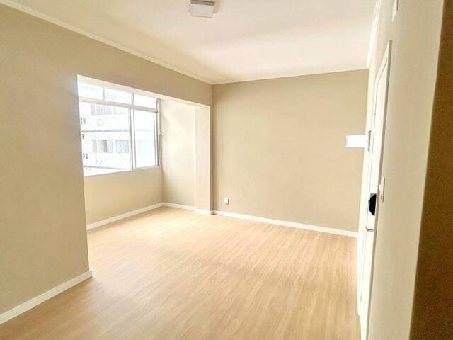 Apartamento para Venda em Santos - 3