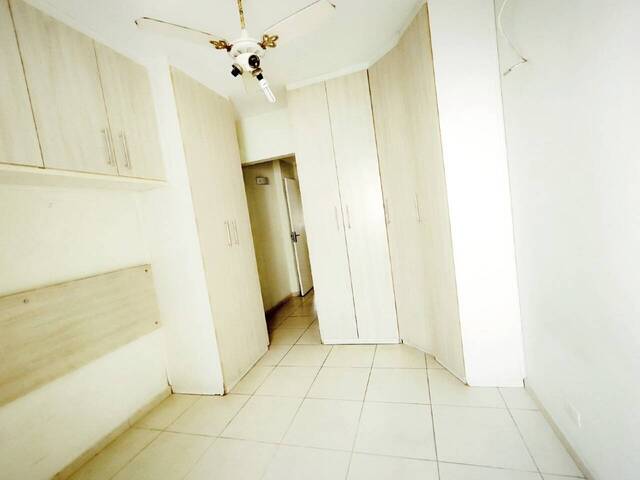 Apartamento para Venda em São Vicente - 4