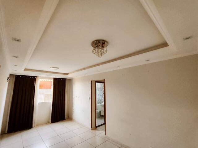 Apartamento para Venda em São Vicente - 2