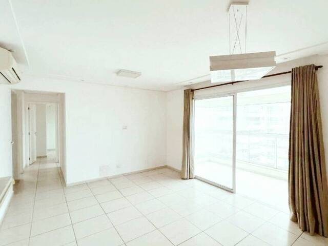 Apartamento para Venda em Santos - 3