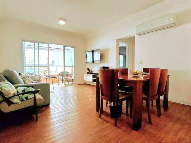 Apartamento para Venda em Santos - 2