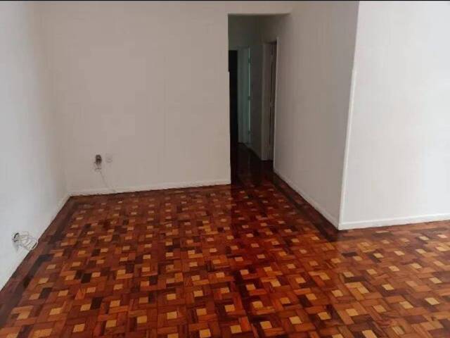 Apartamento para Venda em Santos - 2
