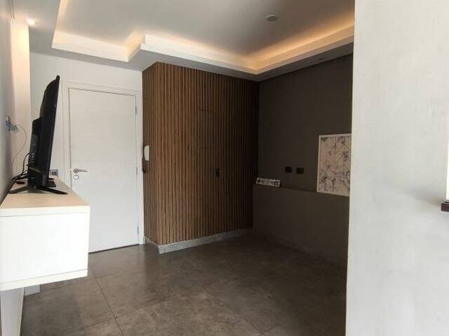 Locação em Ponta da Praia - Santos