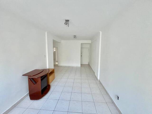 Apartamento para Venda em Santos - 3