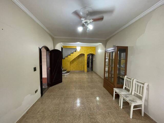 Sobrado para Venda em São Vicente - 5