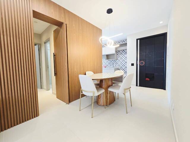 Apartamento para Venda em Santos - 5