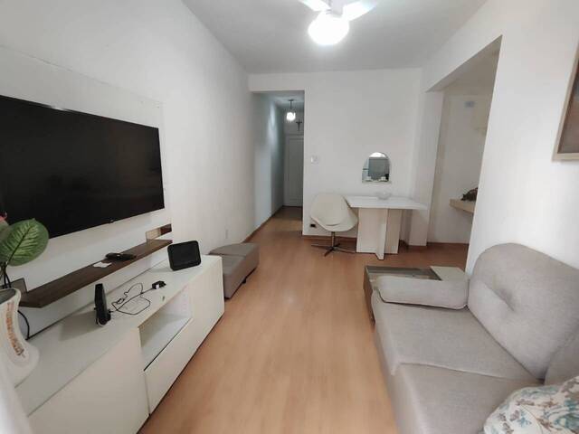 #15762 - Apartamento para Locação em Santos - SP