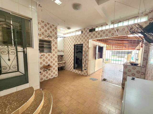 Sobrado para Venda em Santos - 4