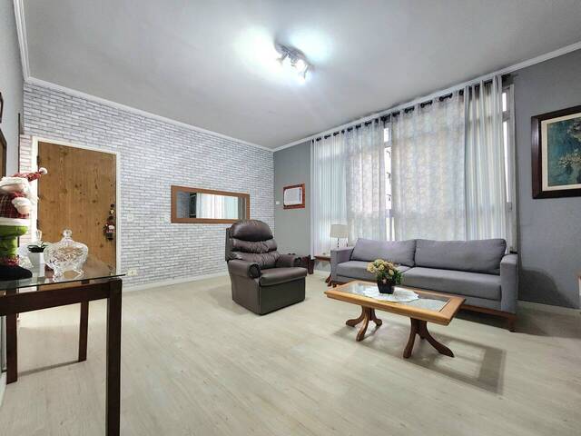 #15768 - Apartamento para Venda em Santos - SP