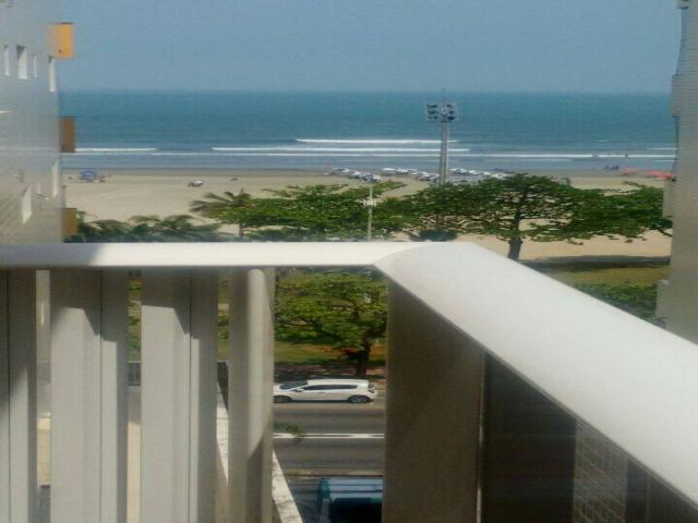 Apto ou Prédio Frente Mar para Locação em Santos - 2