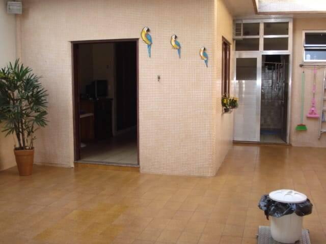 Sobrado para Venda em Santos - 2