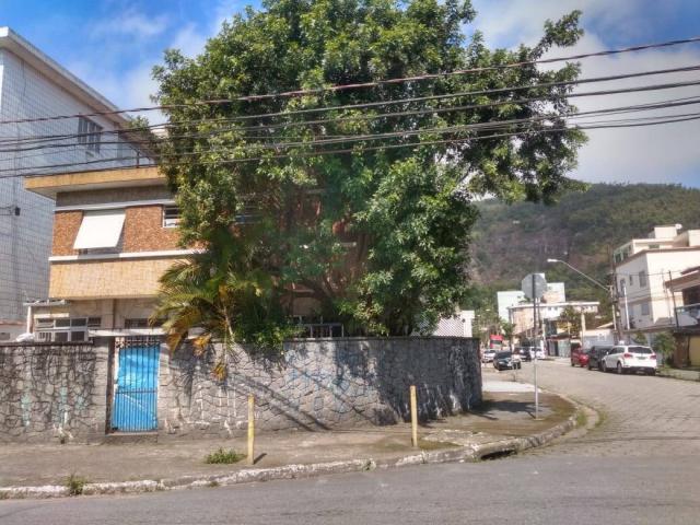 Sobrado para Venda em São Vicente - 4